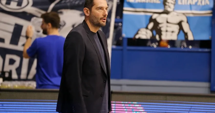 Καραποστόλου: Να τελειώσουμε τη χρονιά όπως μας αξίζει, με σεβασμό στη φανέλα και στον σύλλογο