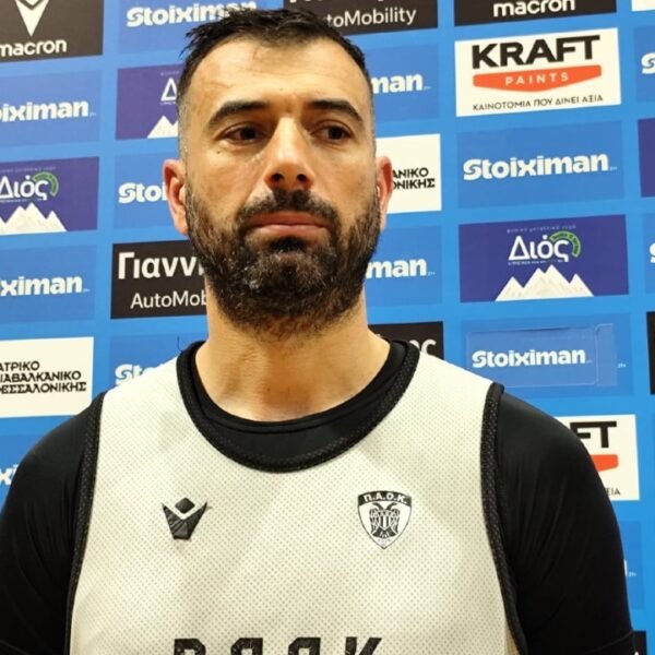 Ζάρας: «Να μπούμε δυνατά για να πάρουμε το κύπελλο!» (video)