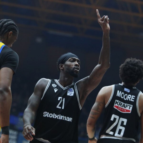 Θέση… στα ημιτελικά της Greek Basketball League έκλεισε ο ΠΑΟΚ, μετά τη νίκη του 77-72 επί του Περιστερίου