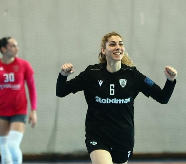 Ο ΠΑΟΚ λύγισε τον ΟΦΝΙ με 28-24 και κλείδωσε την παρουσία του στους τελικούς του πρωταθλήματος χάντμπολ γυναικών κόντρα στην ΑΕΚ