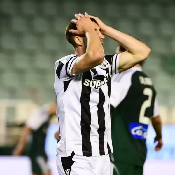 Παναθηναϊκός – ΠΑΟΚ 2-2: «Αυτοχειρία» στη Λεωφόρο για τον Δικέφαλο
