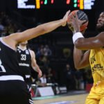 Ο ΡαϊΚουάν Γκρέι βρίσκεται κοντά στην υπογραφή συμβολαίου με τον ΠΑΟΚ, στον οποίο θα συνεχίσει και τη νέα σεζόν ο Νίκος Περσίδης