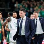 Ο Άντριου Αντελίτζε αποχώρησε από την Ζαλγκίρις για να γίνει συνεργάτης του Αντρέα Τρινκιέρι στον ΠΑΟΚ