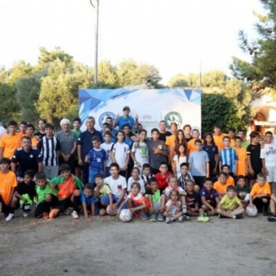 Η «Επιστροφή στην αλάνα» έφερε τη γαλανόλευκη οικογένεια δίπλα στα παιδιά της Χαλκιδικής