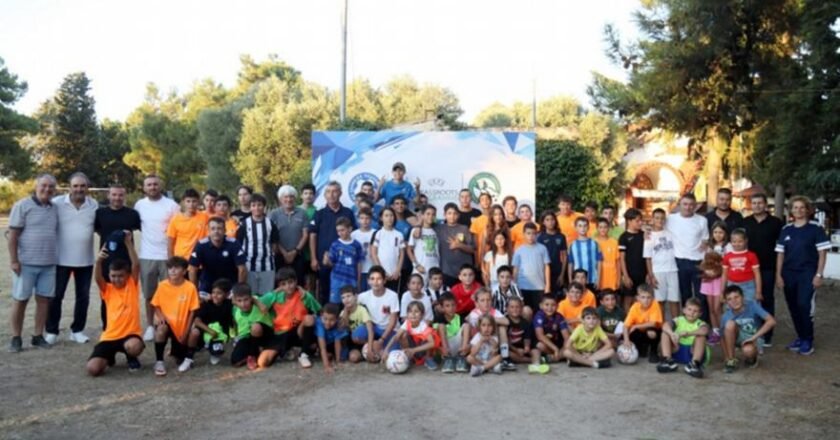 Η «Επιστροφή στην αλάνα» έφερε τη γαλανόλευκη οικογένεια δίπλα στα παιδιά της Χαλκιδικής