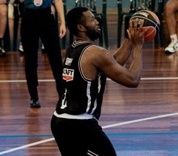 Γκρέι: «Θα χαρακτήριζα τον Τρινκιέρι προπονητή-θρύλο»