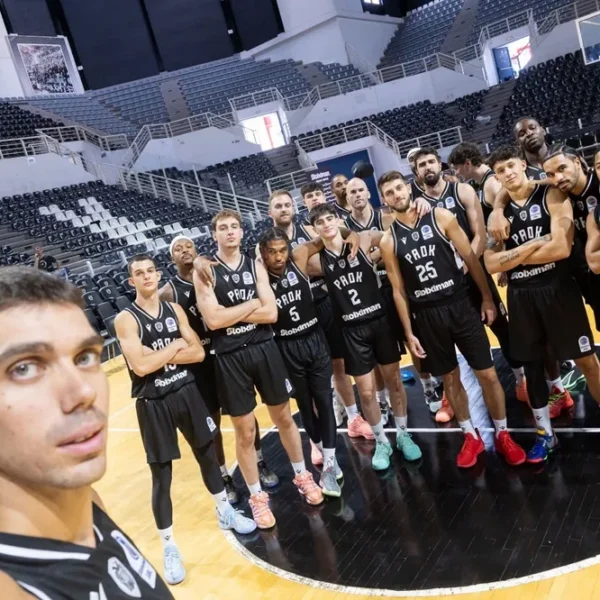 «Ξέρουμε ότι μετράτε τις μέρες»: Υπενθύμισε για την ανοιχτή προπόνηση η ΚΑΕ ΠΑΟΚ