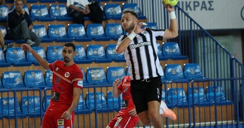 Χωρίς να δυσκολευτεί, ο ΠΑΟΚ νίκησε εντός έδρας τη ΧΑΝΘ με σκορ 42-19 και πήρε την πρώτη του νίκη στο πρωτάθλημα